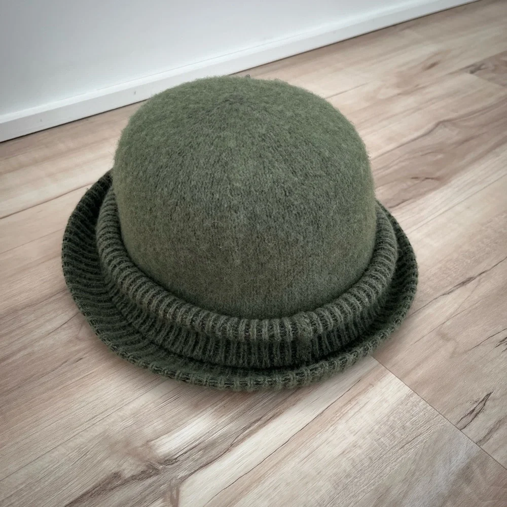 Something Special Green 100% Wool Hat Rhinestone Beaded Flower - Picture 6 of 7
